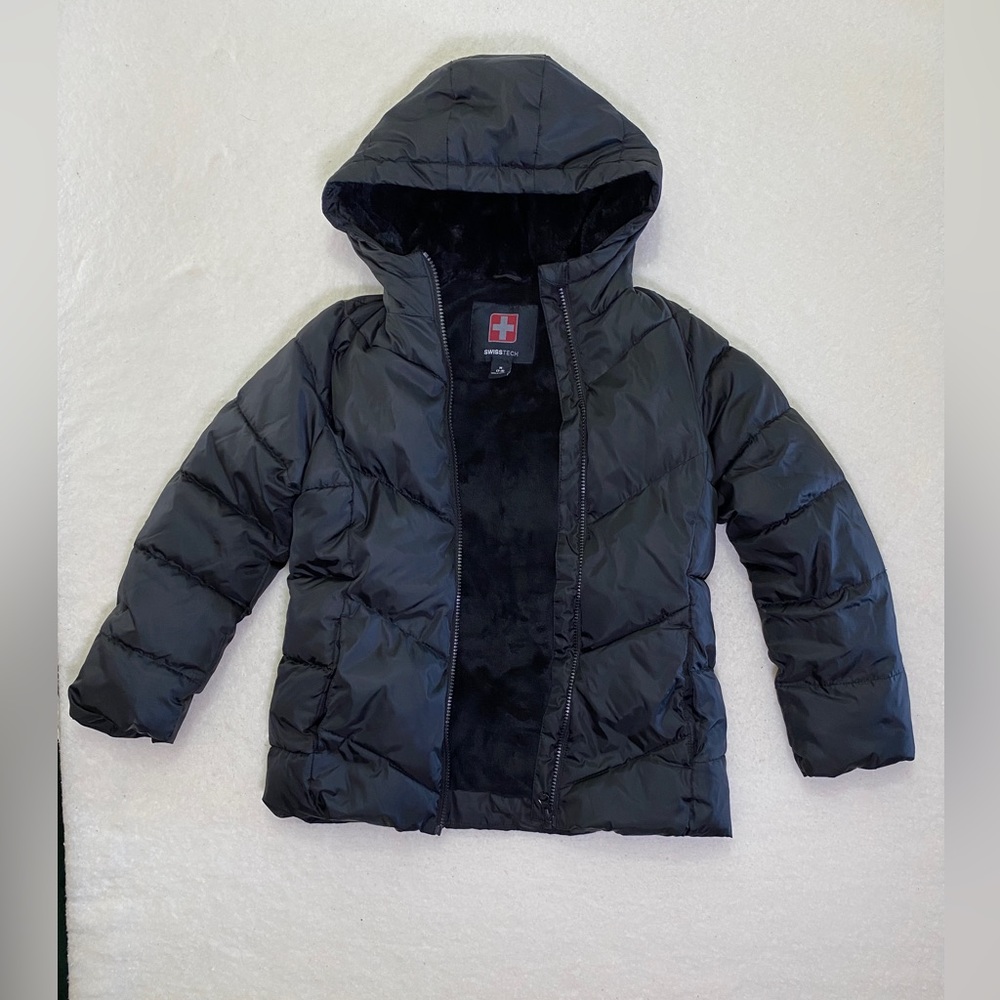 Swiss Tech Girls Puffer Jacket| Hood |Black| Zip |Pockets | Size M (7-8)